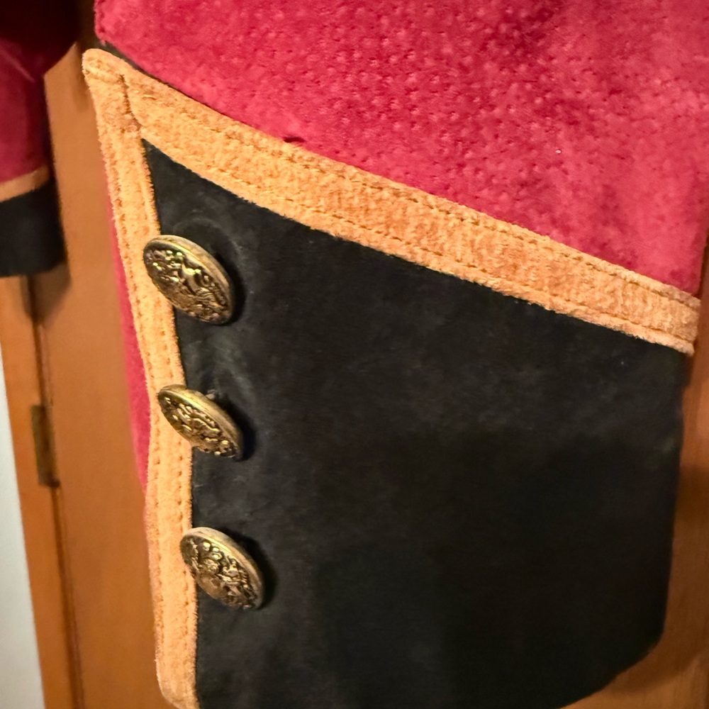 Women's Red Frontier Collection Leather Jacket - Picture 3 of 8